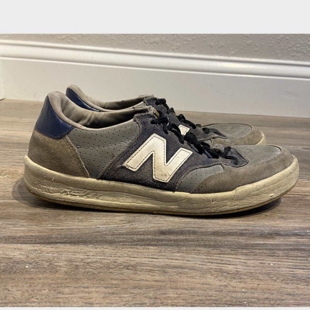 New Balance 300 REVlite shoes